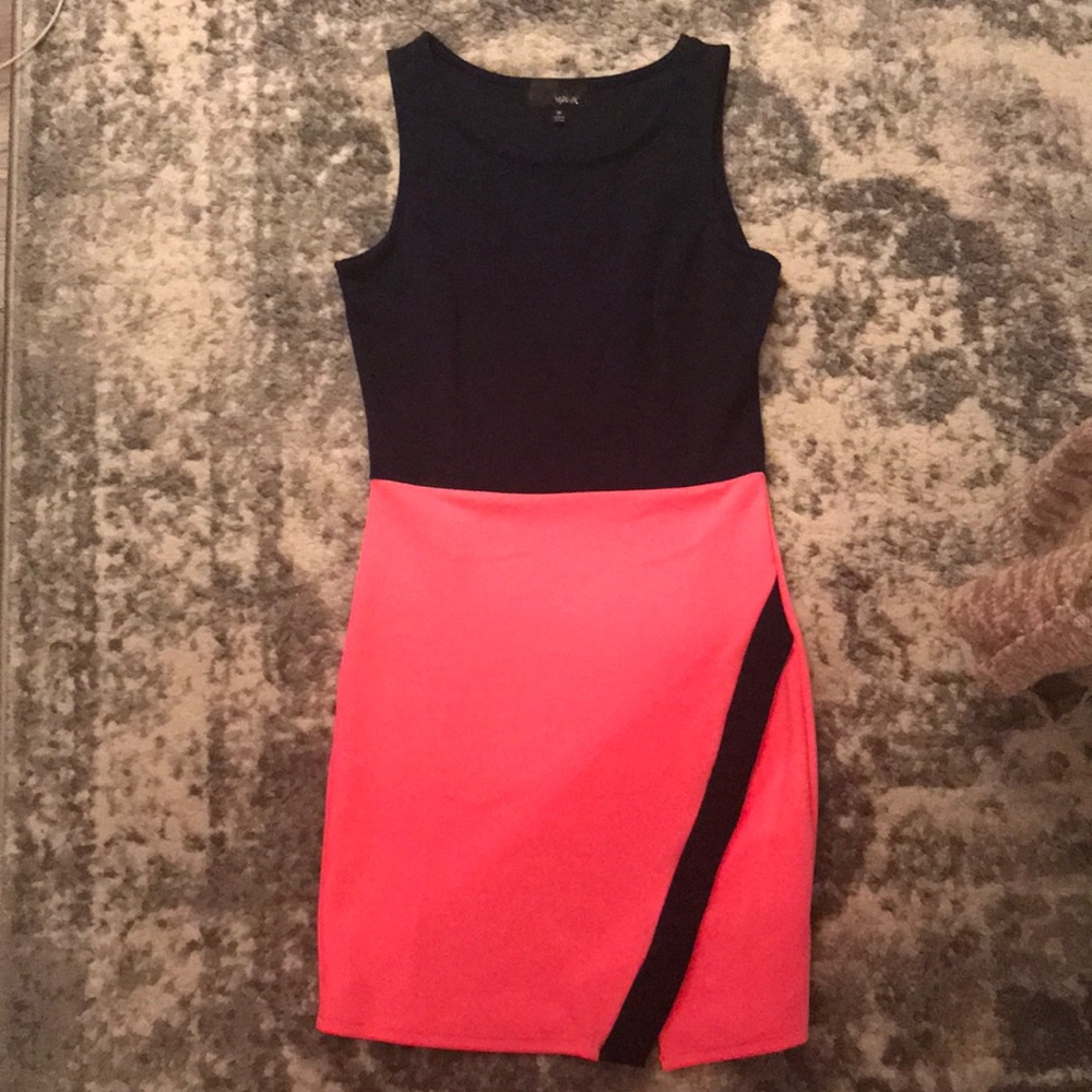 🌃Fun Night Out Navy & Hot Pink Dress!!💕